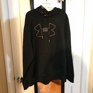 Black Under Armour Sweatshirt